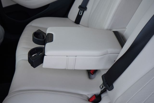 Used 2019 Blue Mercedes-Benz E 300 image 29