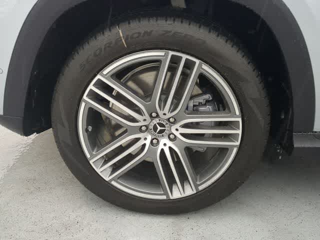 Used 2026 Cirrus Silver Metallic Mercedes-Benz GLS 450 image 13
