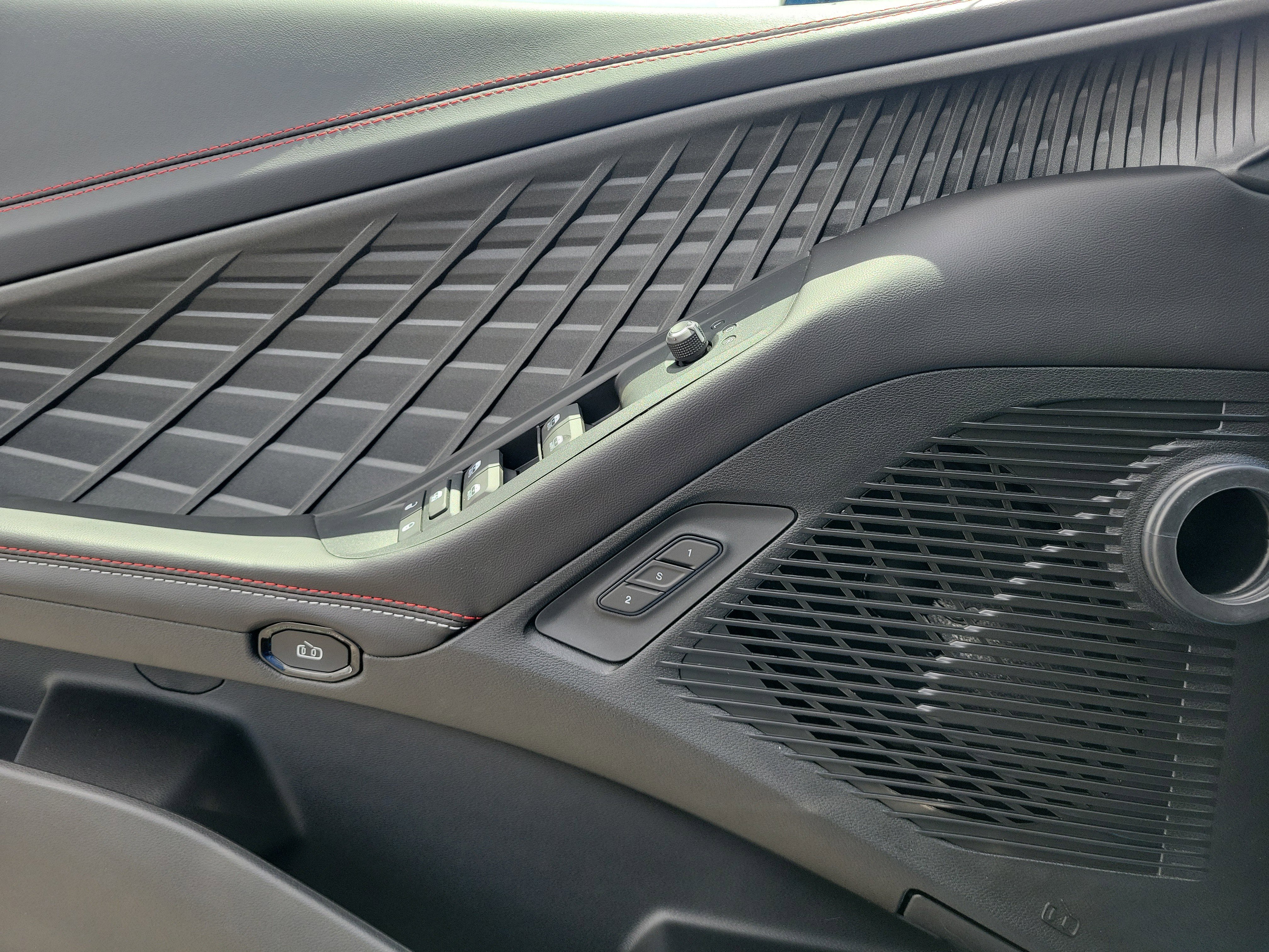New 2026 Bludicrous Exterior Paint Dodge R/T image 12
