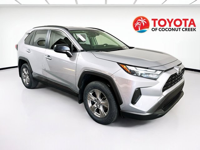 2025 Toyota RAV4 media 1