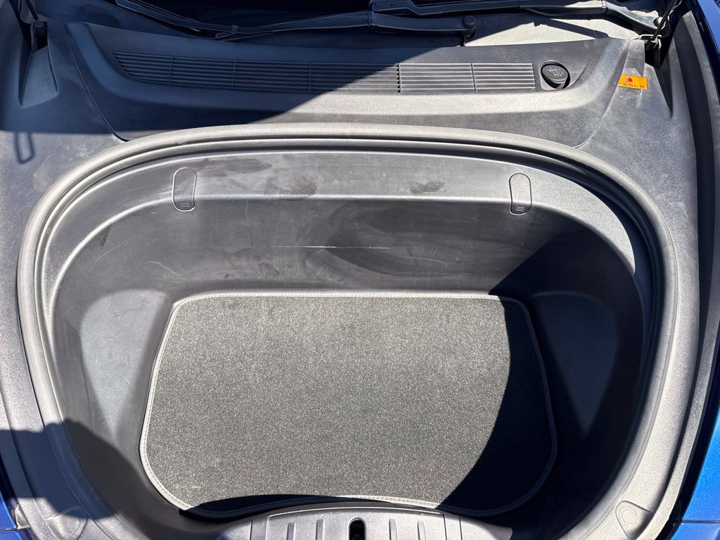 Used 2018 Blue Tesla Long Range image 21