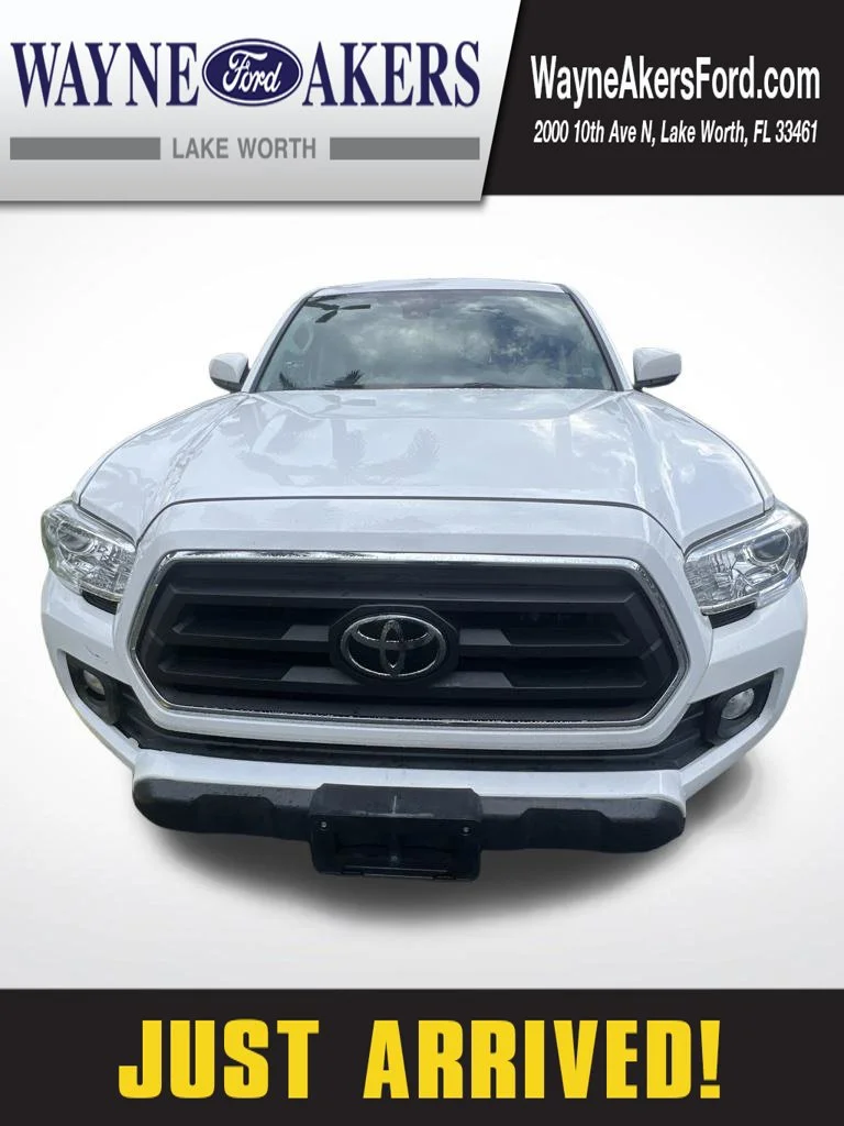 Used 2021 Super White Toyota SR5 image 1