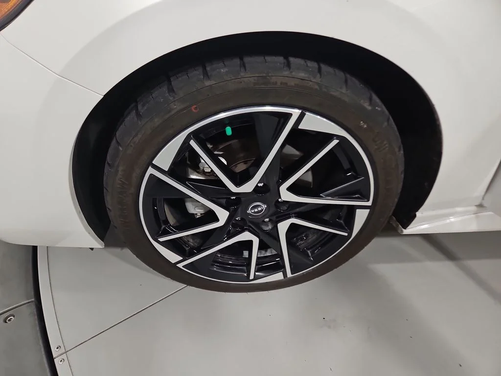 Used 2024 White Nissan SR image 27