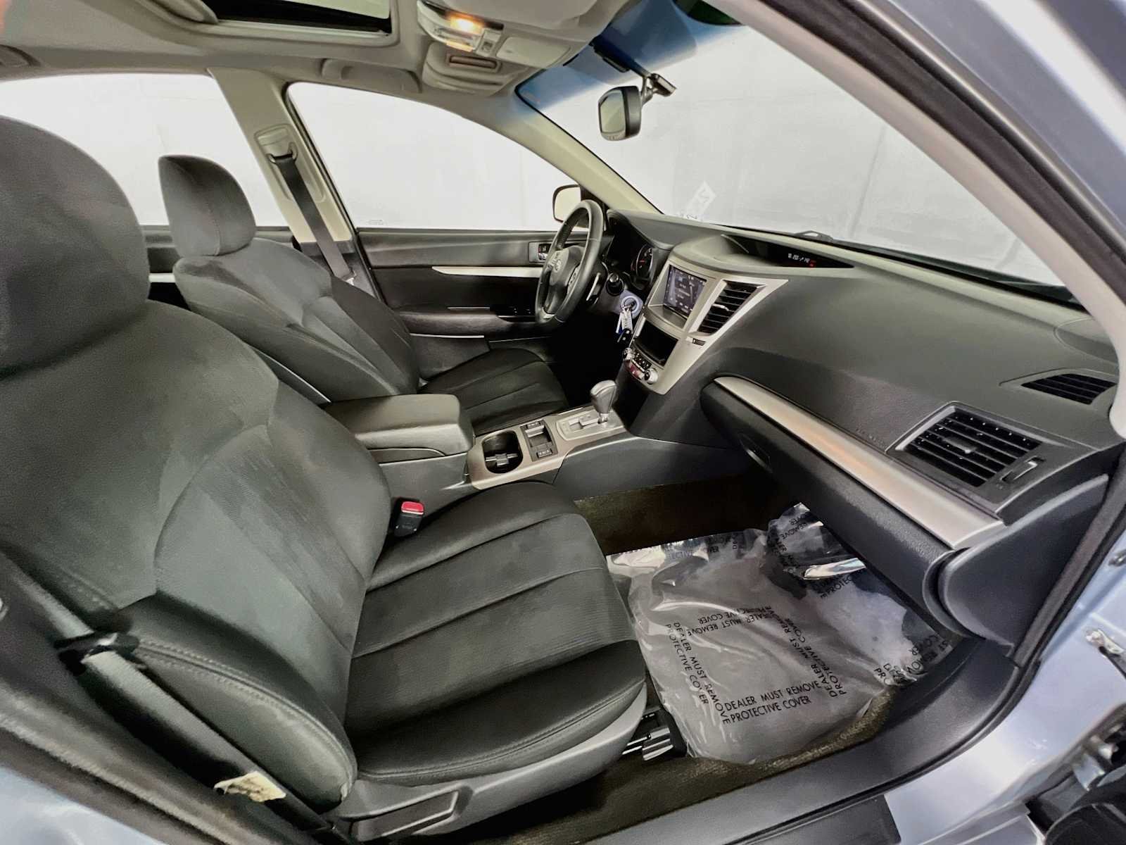 Used 2014 Ice Silver Metallic Subaru 2.5i Premium image 27
