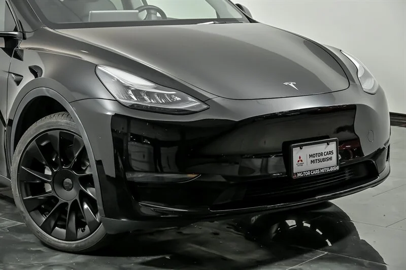 Used 2023 Tesla Model Y Long Range with VIN 7SAYGDEE0PA121018 for sale in Aurora, IL