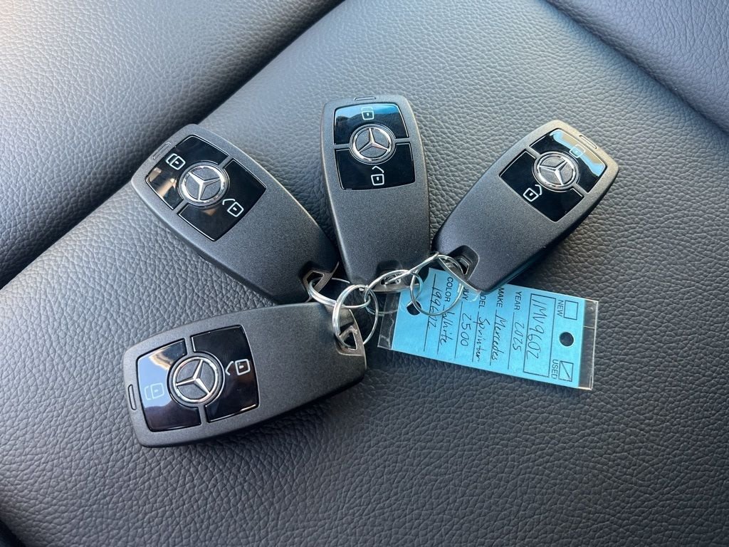 2025 Mercedes-Benz Sprinter Passenger Van Base - Photo 32