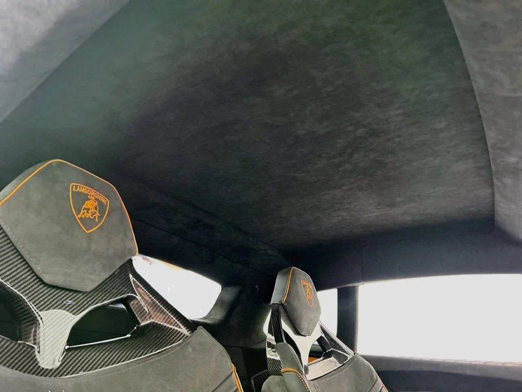 Used 2023 Orange Lamborghini  image 17