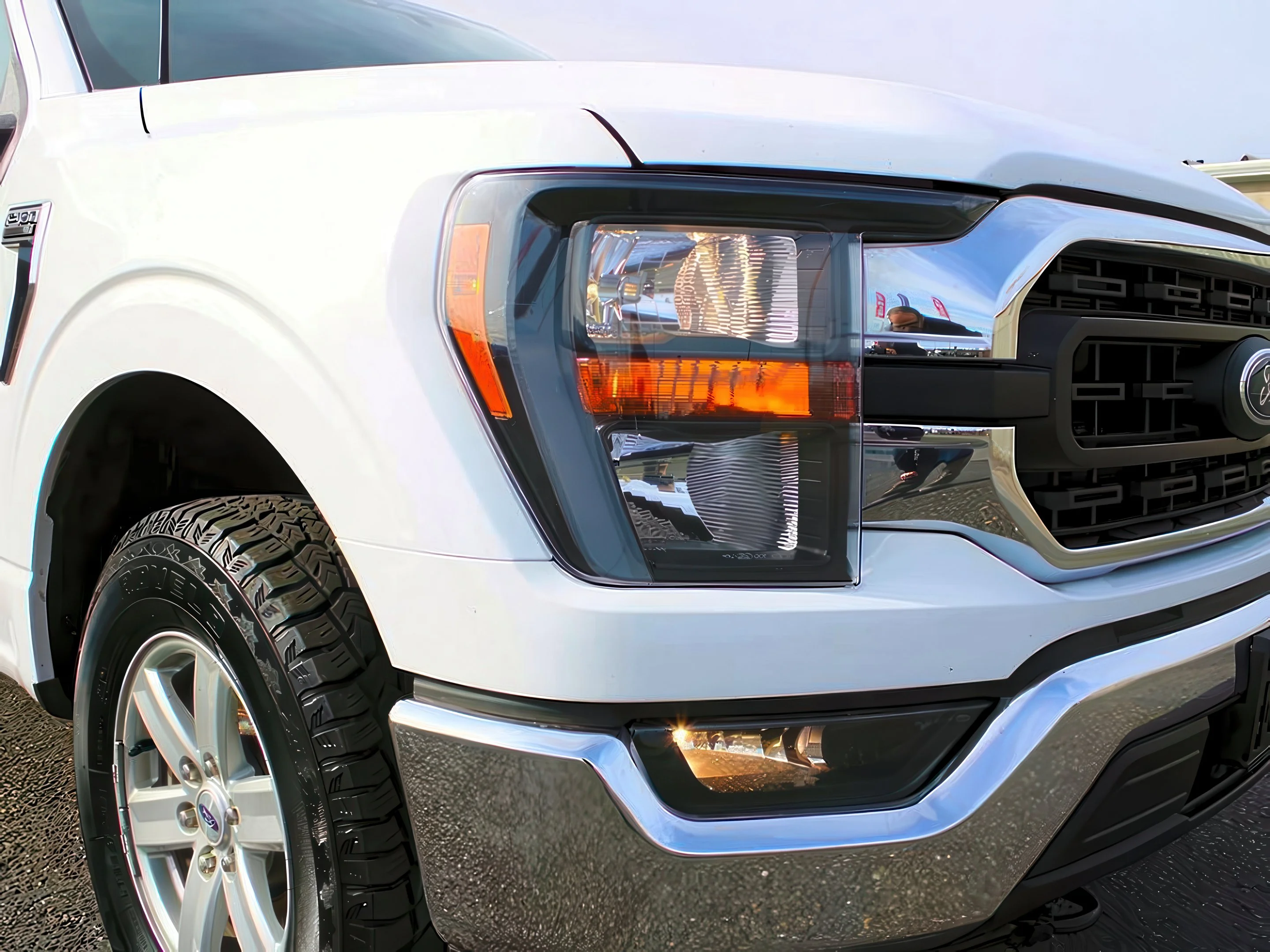 2023 Ford F-150 XLT - Photo 30