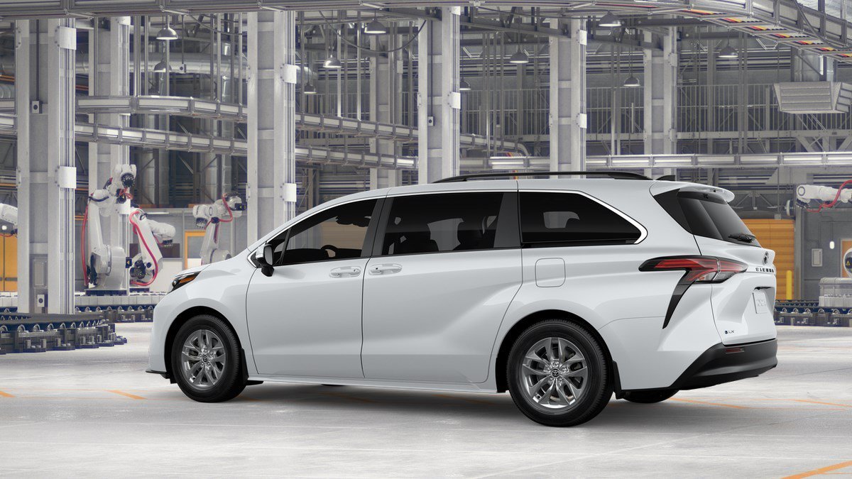 New 2026 Ice Cap Toyota LE image 5