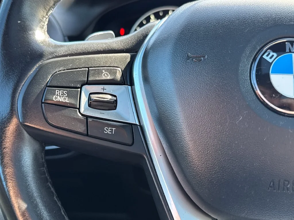 Used 2019 Silver BMW xDrive30i image 20