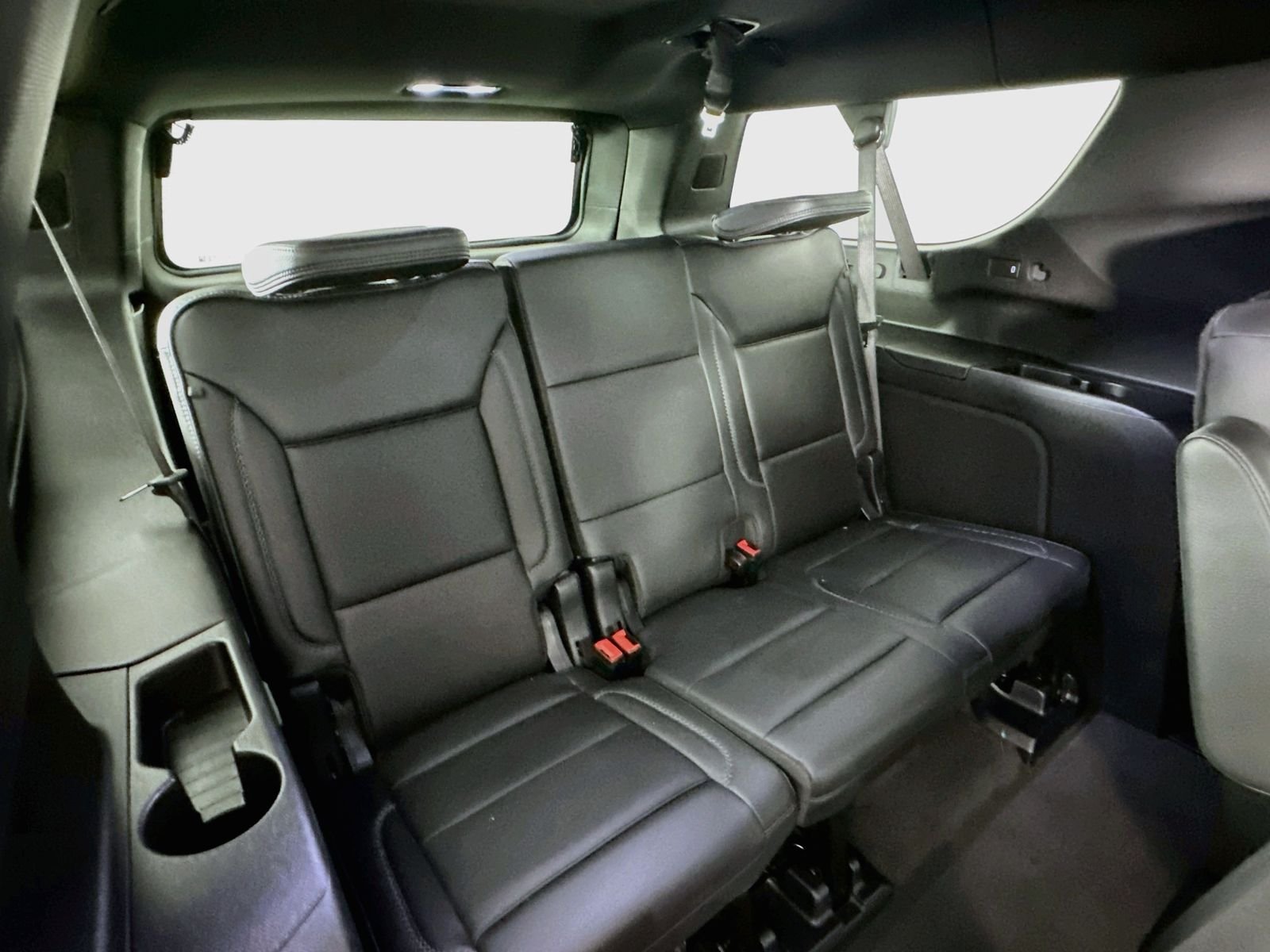 Used 2025 Summit White GMC Denali image 29