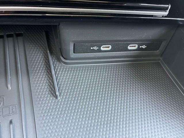 New 2026 Deep Black Volkswagen 2.0T SE w/Technology image 21