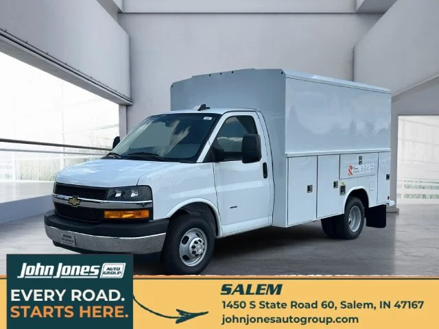 2025 Chevrolet Express Cutaway 3500 1WT