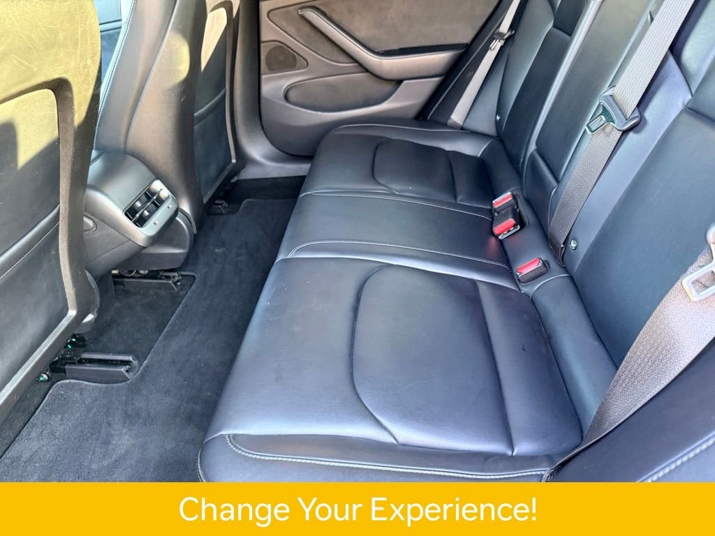 Used 2018  Tesla Long Range image 16