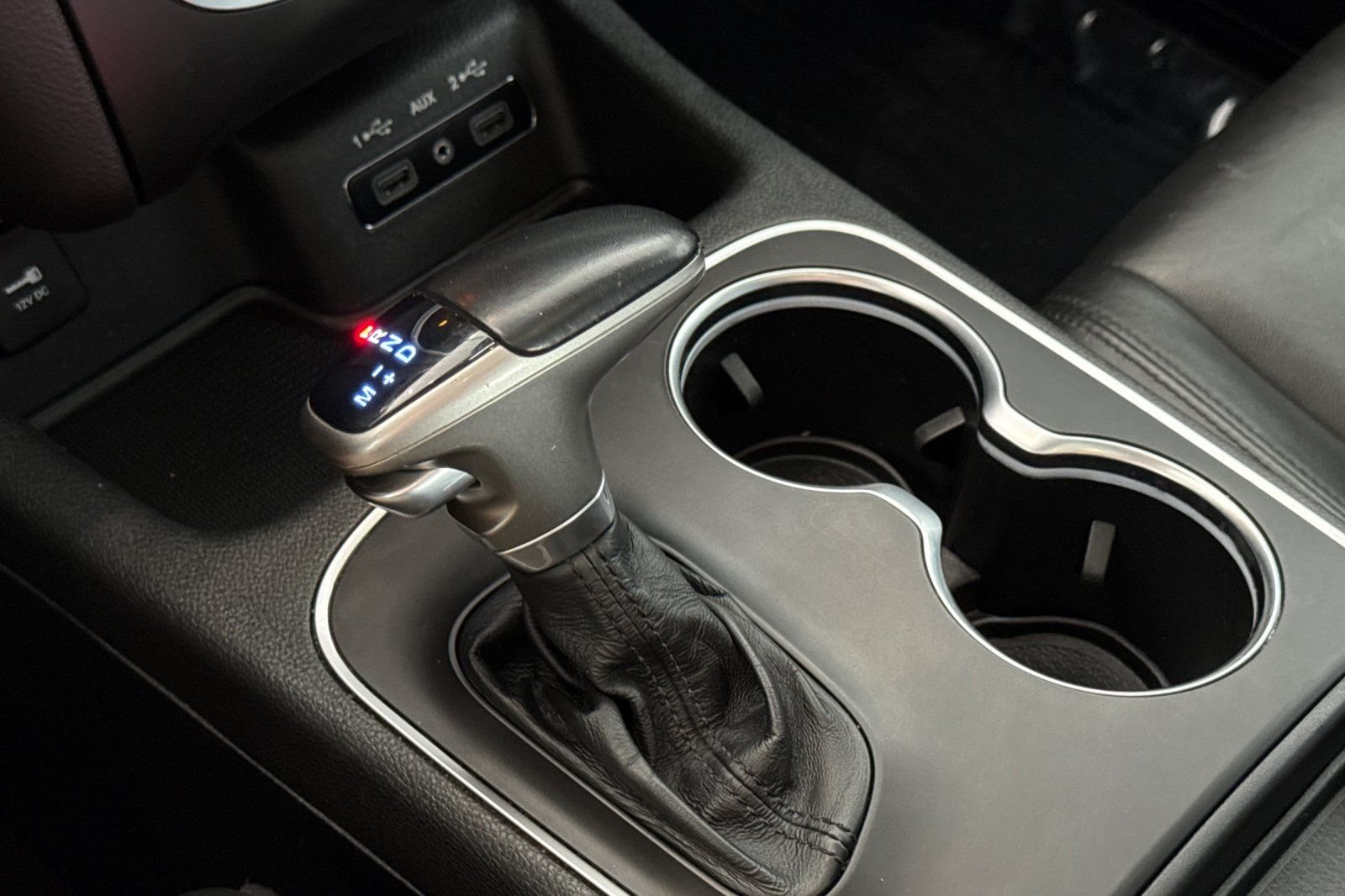 Used 2020 Black Dodge Citadel image 25