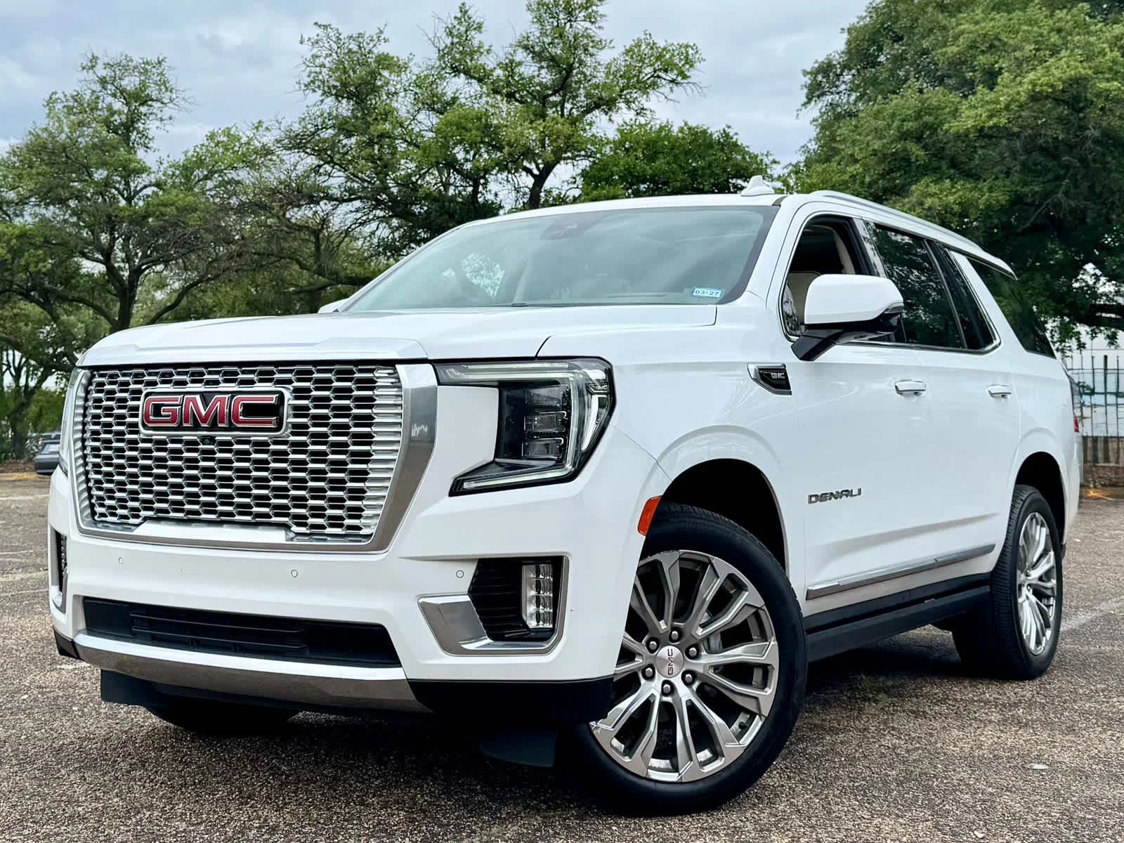 2023 GMC Yukon 2WD Denali's photo