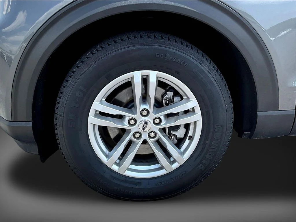 Certified Used 2023 Gray Ford XLT image 34