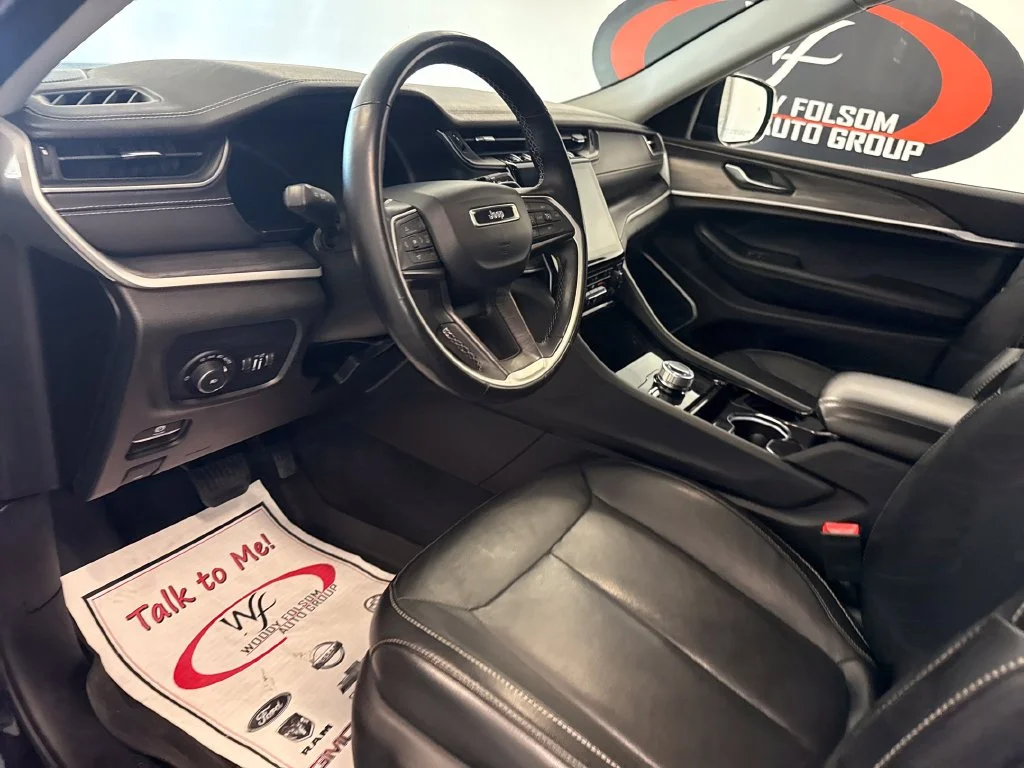 Used 2021 Black Jeep Limited image 11