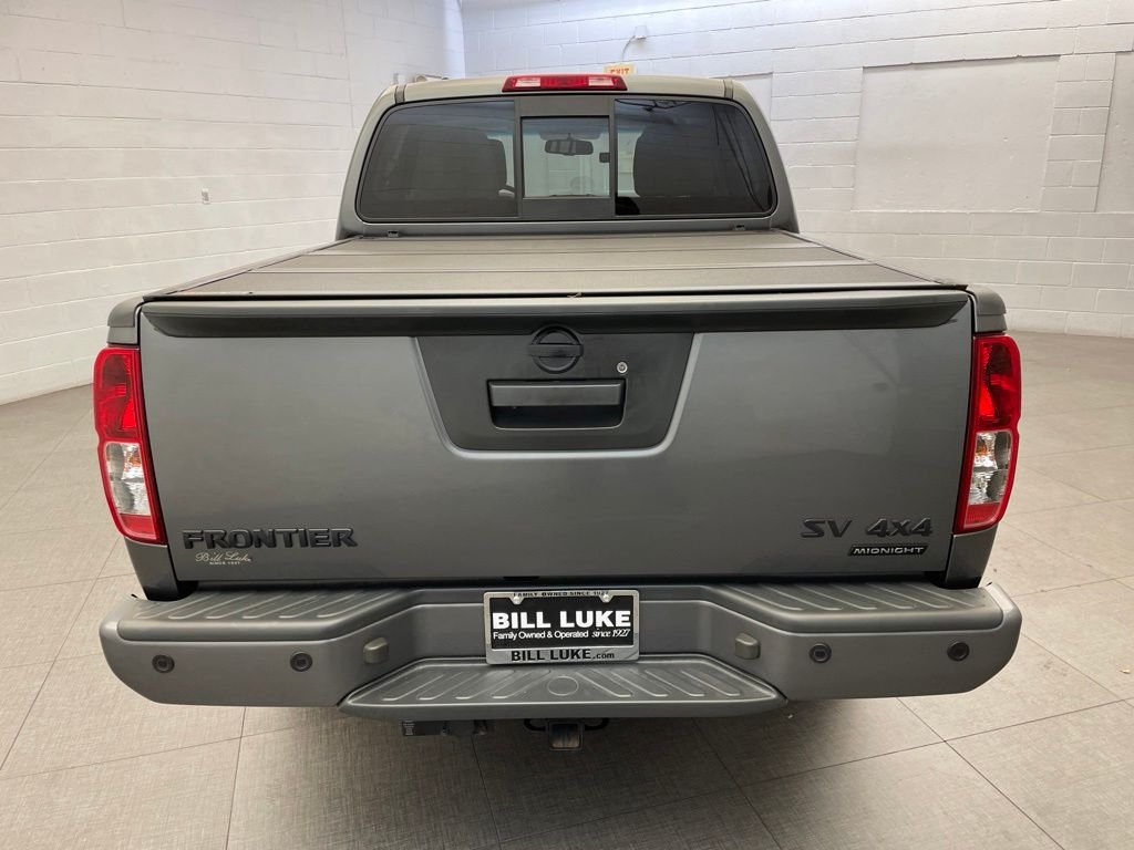 Used 2021 Gray Nissan SV image 7