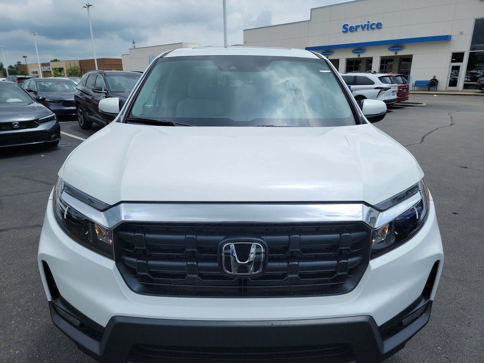New 2026 Platinum White Pearl Honda RTL image 2