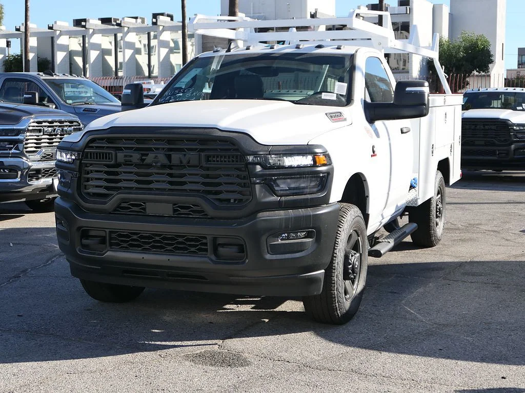 New 2026 Bright White Clearcoat RAM Tradesman image 7