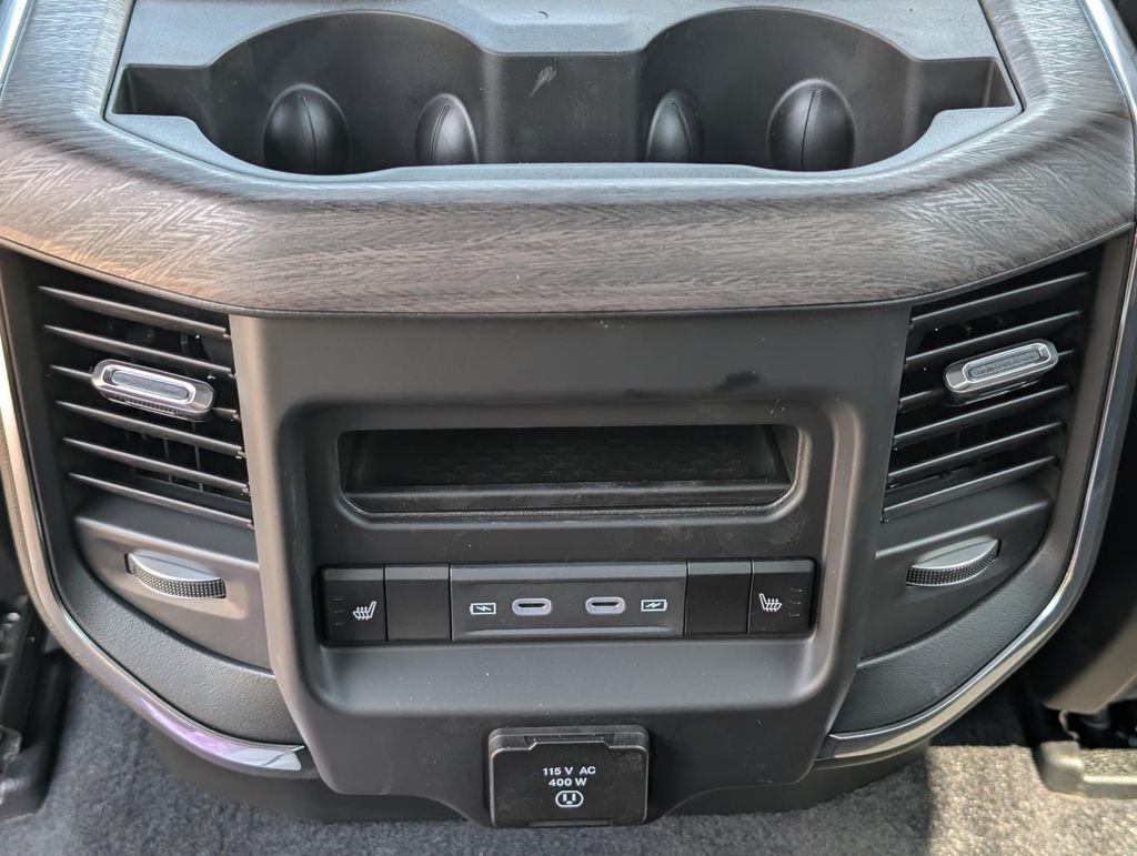 New 2026 Diamond Black Crystal Pearl-Coat Exterior Paint RAM Laramie image 41