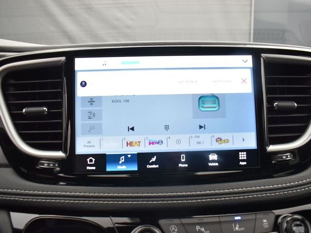 2026 Chrysler Pacifica Select - Photo 10