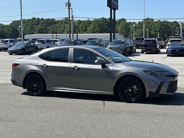 Certified Used 2025  Toyota SE image 9