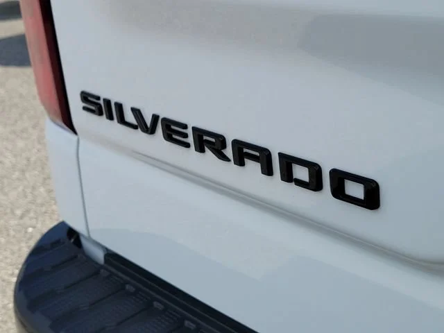 New 2026 Summit White Chevrolet LT Trail Boss image 10