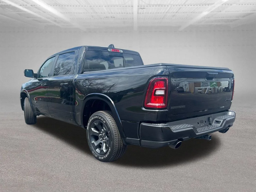 New 2026 Diamond Black Crystal Pearl-Coat Exterior Paint RAM Big Horn/Lone Star image 13
