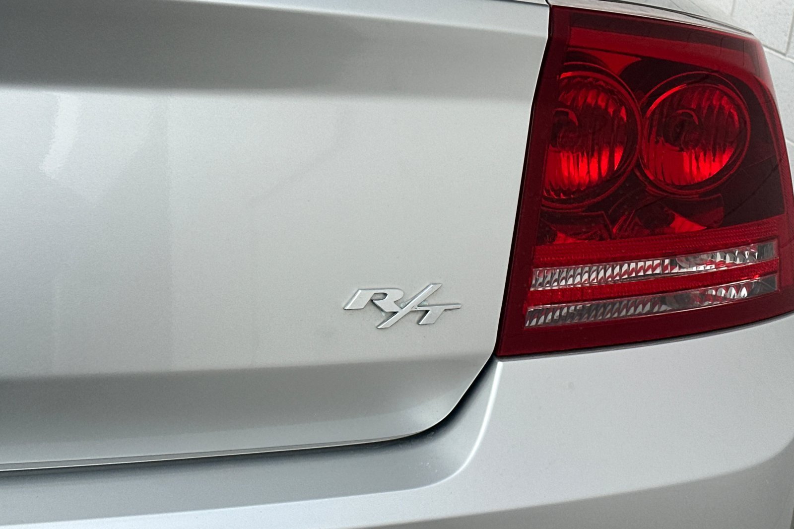 Used 2007 Silver Dodge R/T image 26