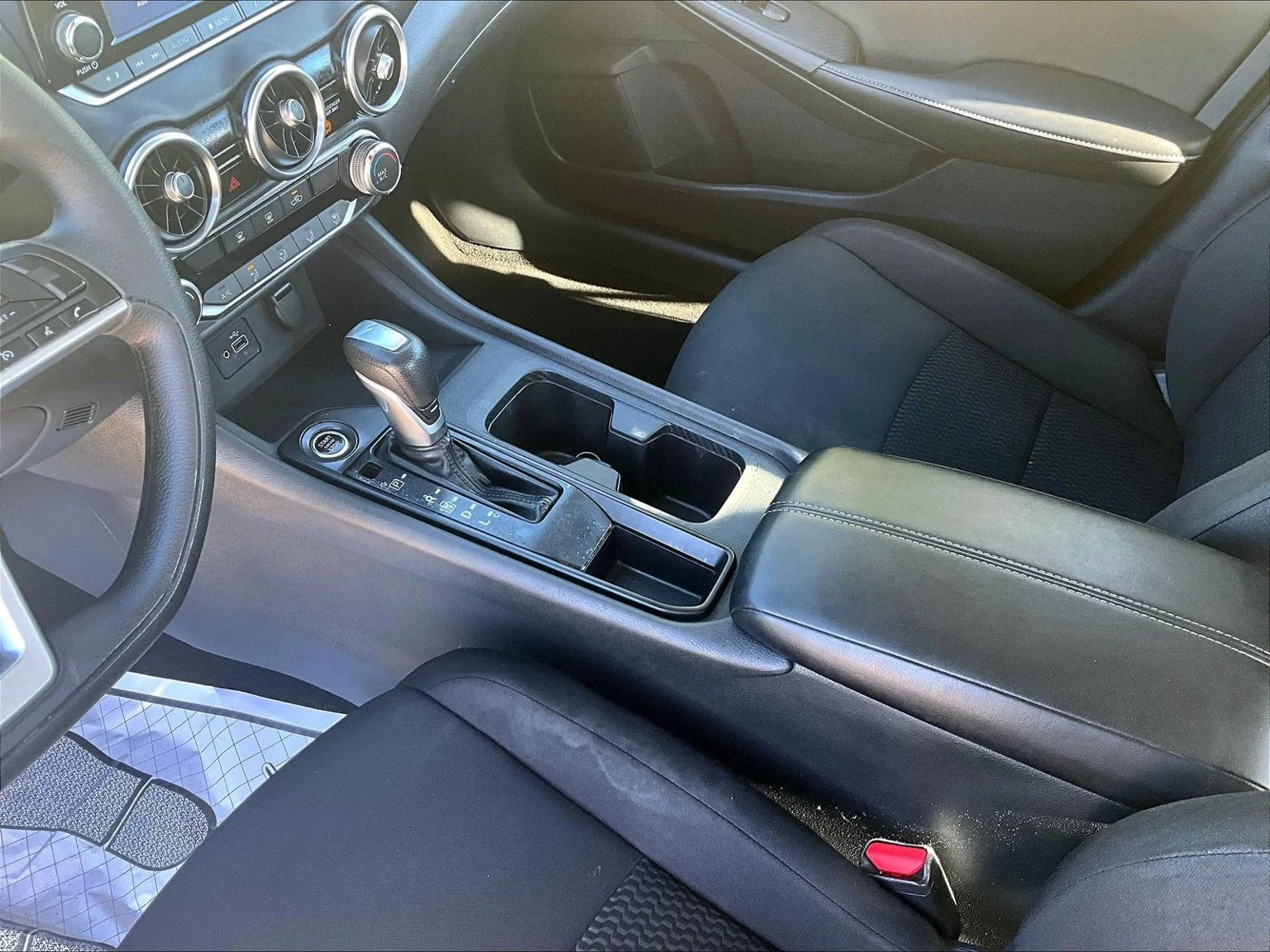 Used 2022 Black Nissan S image 15