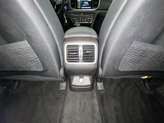 Used 2022 Silver Kia Nightfall image 28
