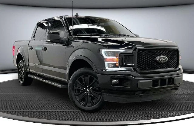 Certified Used 2020 Agate Black Metallic Ford Lariat image 35