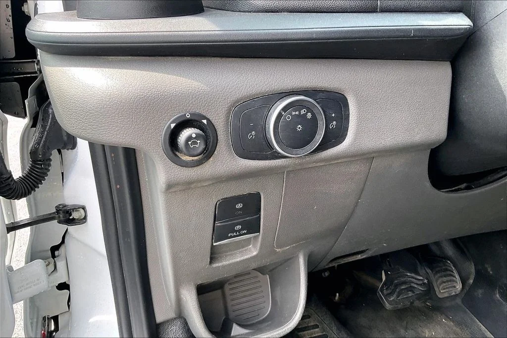 Used 2023 White Ford Base image 35