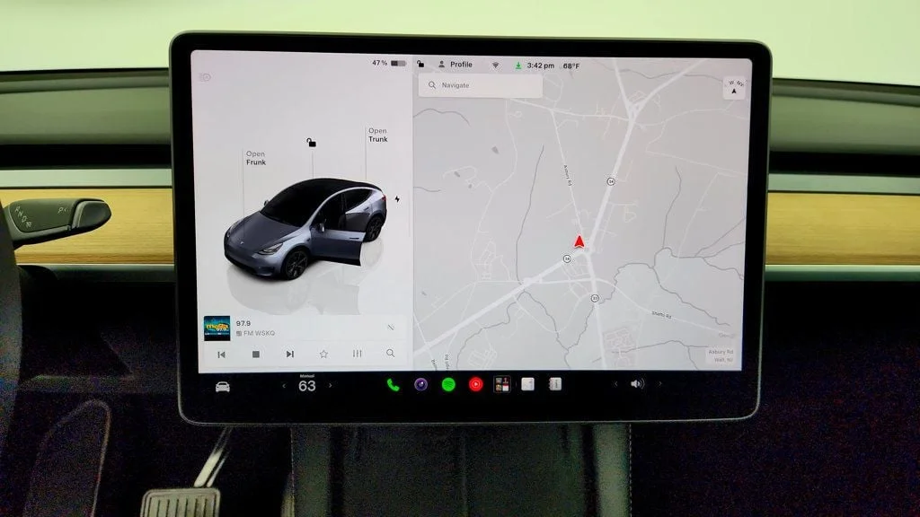 Used 2024 Quicksilver Tesla Long Range AWD image 22