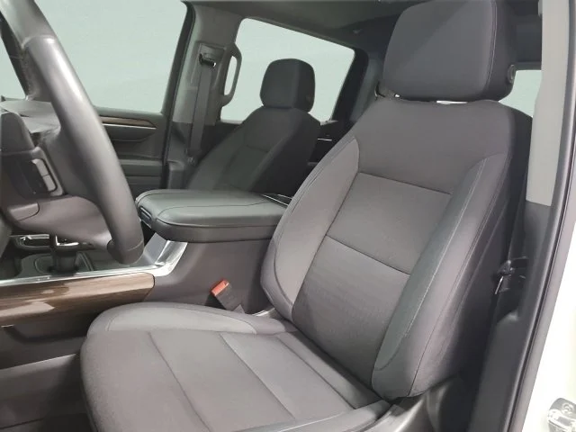 Used 2026 Summit White Chevrolet LT Trail Boss image 20