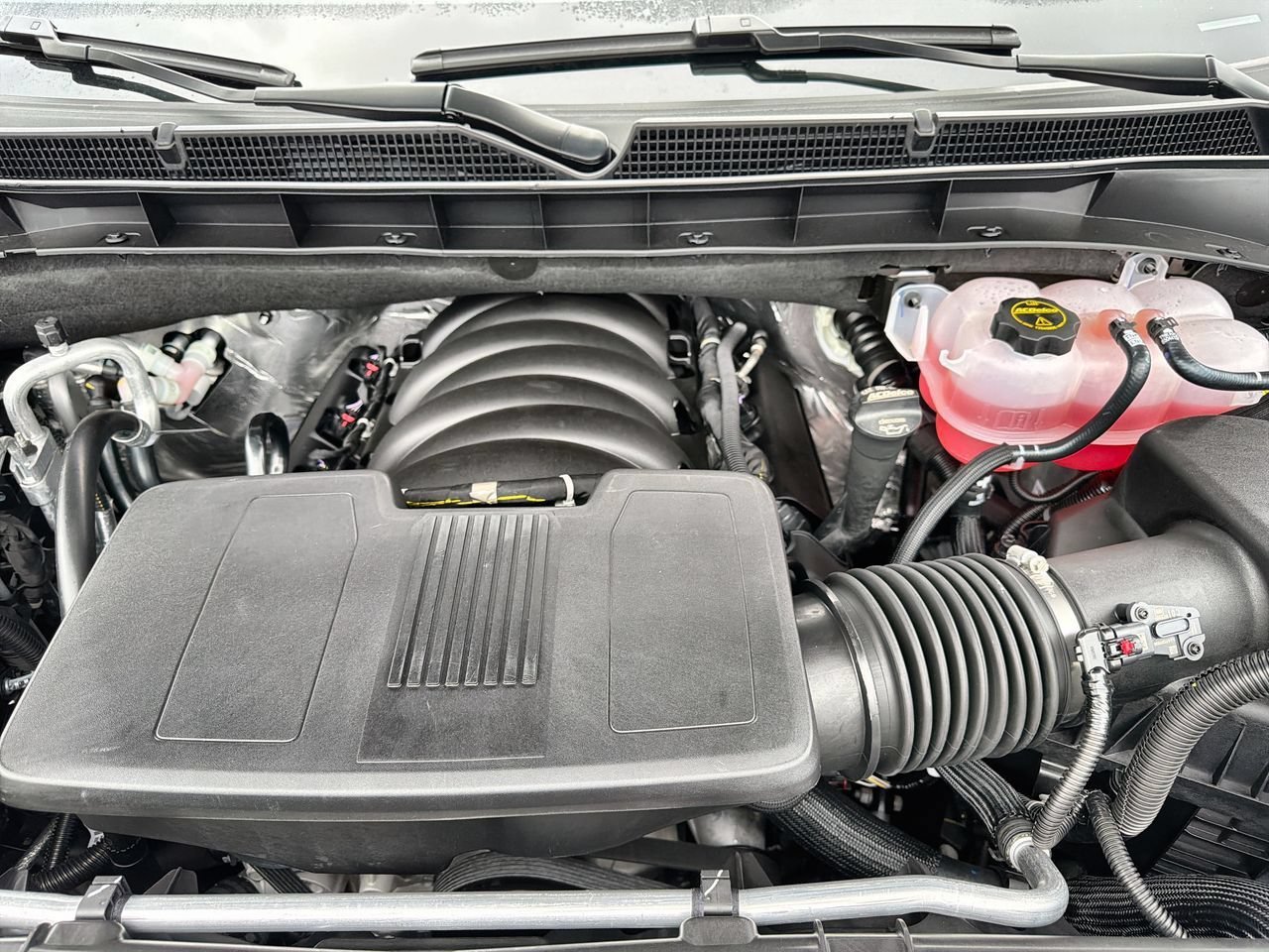 2026 GMC Yukon Denali - Photo 25