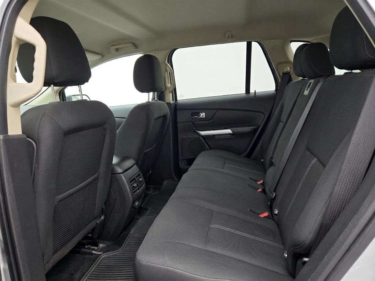 Used 2013 Ingot Silver Metallic Ford SE image 16