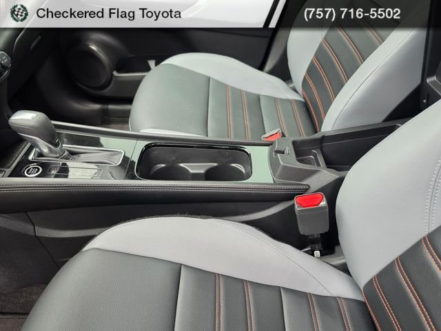 Used 2024 Aspen White Tricoat/Super Black Nissan SR image 36