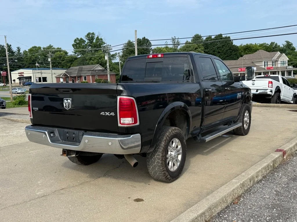 Used 2018 Black Ram Laramie image 6