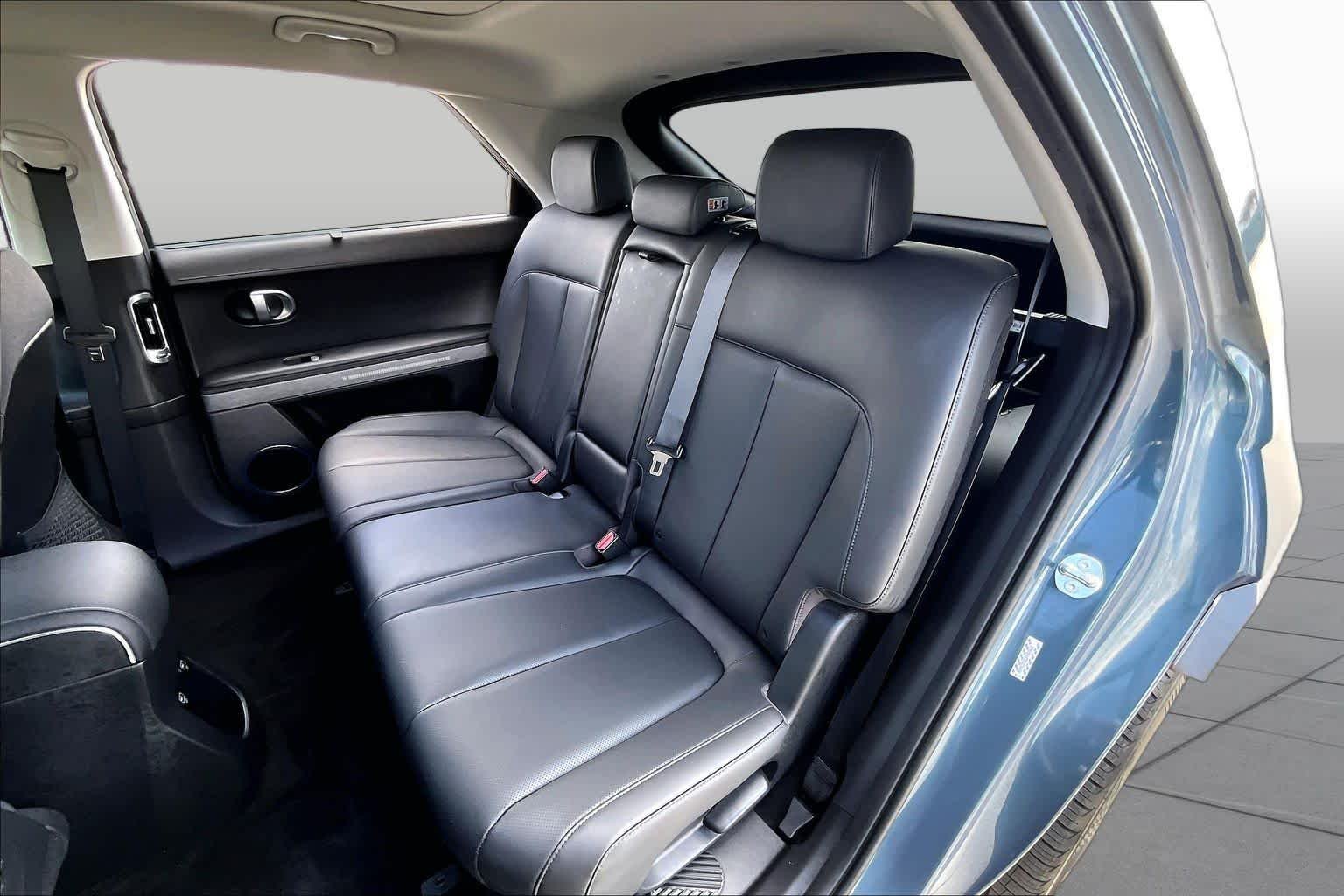 Used 2023 Digital Teal Hyundai Limited image 20