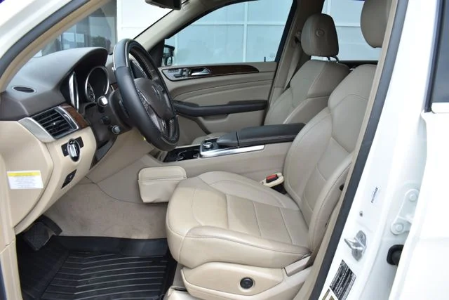 Used 2012 White Mercedes-Benz ML 350 image 13