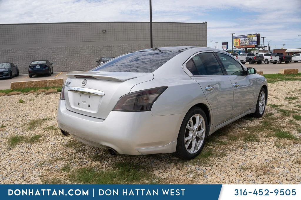 Used 2012 Silver Nissan 3.5 SV image 30