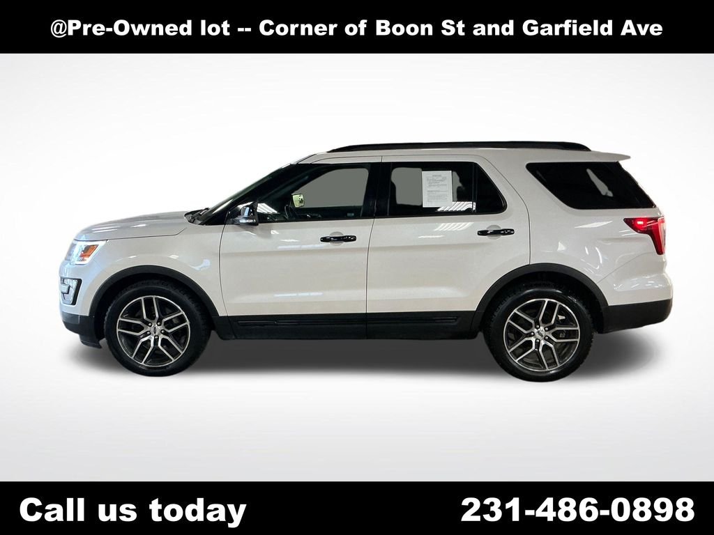 Used 2016 White Ford Sport image 2