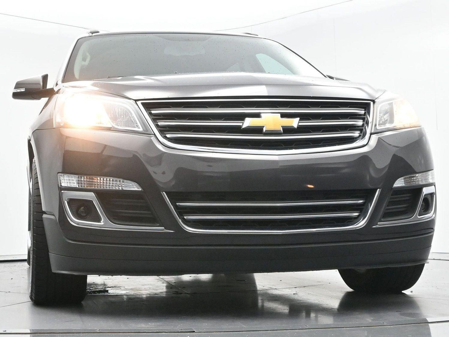 Used 2016 Tungsten Metallic Chevrolet LT image 44