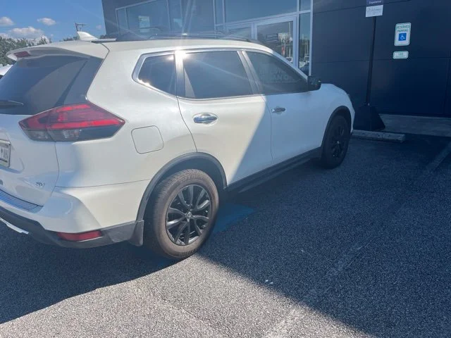 Used 2017 White Nissan SV image 3