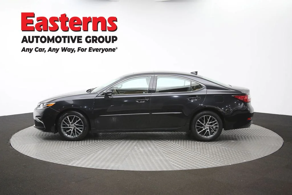 Used 2019 Gray Honda LX image 57