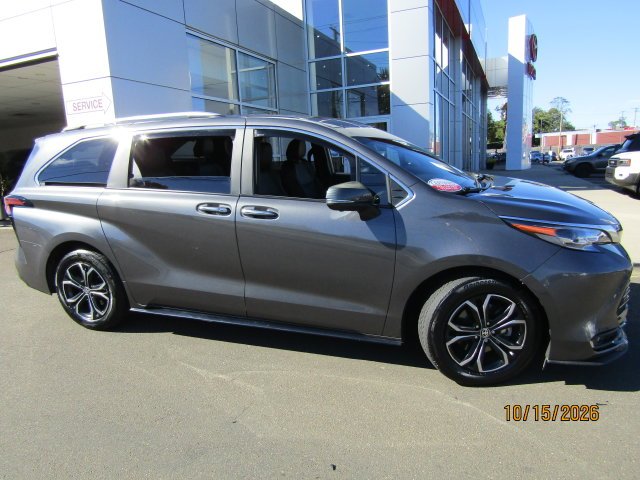 2025 Toyota Sienna