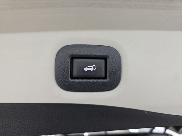 Used 2016 Black Nissan SV image 35